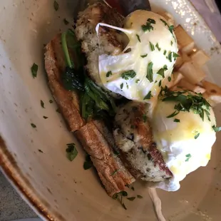 Crab Cake Benedict