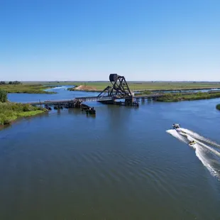 Fast water to your water sports activity is only 3 minutes out of our protected cove!