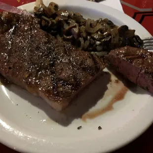 steak and mushrooms