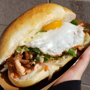 Grilled Chicken Banh Mi