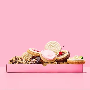 Each week's menu offers six unique flavors