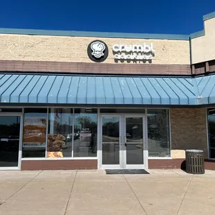 the front entrance of a restaurant