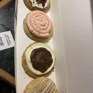 I like when you walk in they have the self order kiosks and the screen displaying the flavors available.