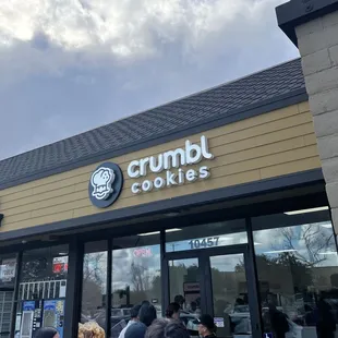 Long line for the freebie cookie but it moved quickly!