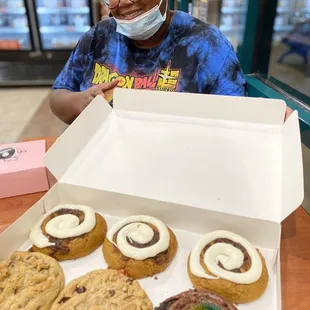 We are excited to try these pumpkin cookies!!!! 10/30/2021