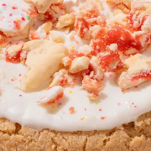 3/3/25 - 3/8/25: Frosted Strawberry ft Pop-Tarts