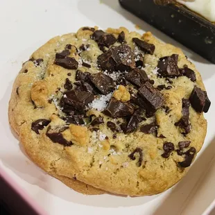 Semi sweet chocolate chunk cookie - a little heavy handed on the salt