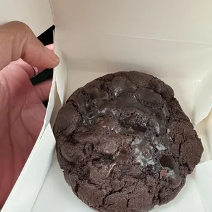 a chocolate cookie in a box