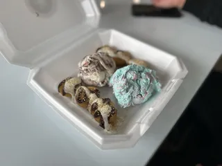 Sugar Llamas Westmoore