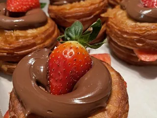 DK's Donuts of Orange