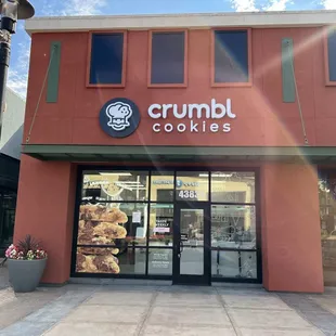 Crumbl Minis are perfect for catering events!