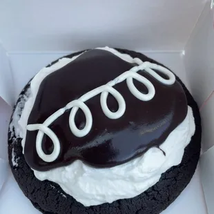 Now offering gourmet desserts on our menu!