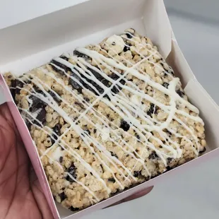 Cookies N Cream Rice Krispie Treat