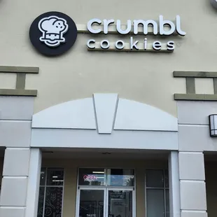 Crumbl Temple Terrace-USF location