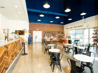 Ghirardelli Ice Cream & Chocolate Factory Outlet