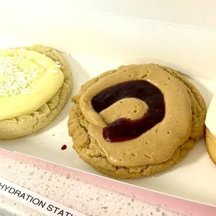 Cookies and Cream, Carrot Cake, Iced Oatmeal (3/29/2021-4/4/2021)