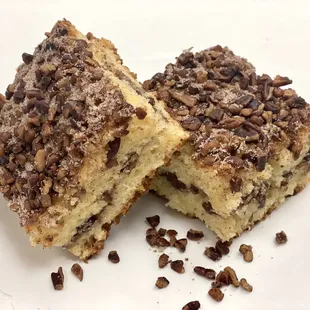 Cinnamon pecan coffee cake
