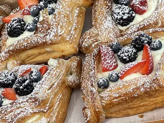 Alfonso's Italian Kitchen And Bakery