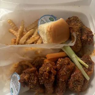 7 Pc Wings Combo with Fries