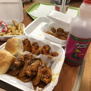 chicken wings and fried chicken, food