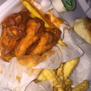 bbq chicken, chicken, poultry, bbq wings, chicken wings, fried chicken wings, fried chicken, chicken wings and fried chicken, food