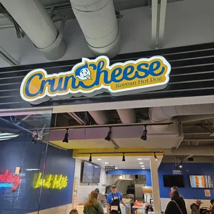 Picture of the sign and ordering counter