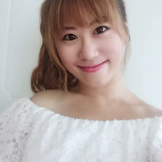 Jenny L.