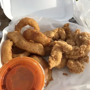 Crushed Peppers Pizza and Grill