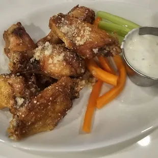 Garlic parm wings