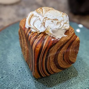 Pumpkin Croissant Cube with Toasted Marshmallow topping (which was lightly spiced and oh so good).