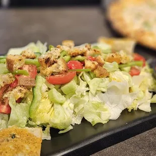 House salad with apple vinaigrette