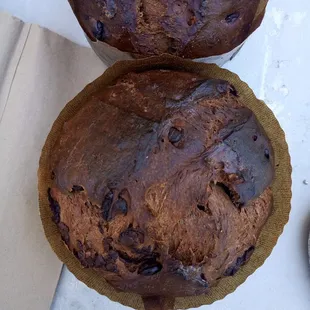 Brioche with chocolate, cocoa and chili.