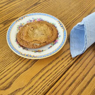 Brown butter pecan cookie