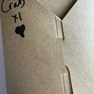 Heart Crab pie packaging