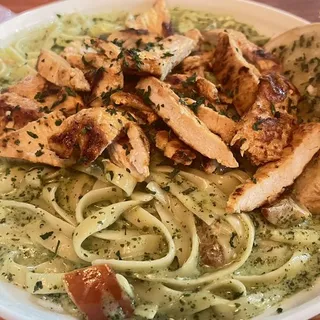 Creamy Chicken Pesto Dinner