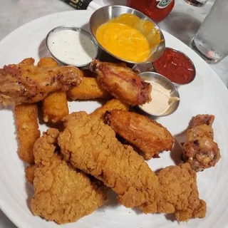 Crust Sampler Platter Dinner