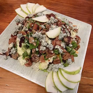 Pear and Gorgonzola Salad Dinner