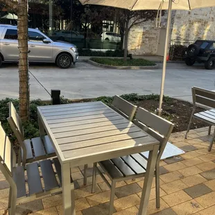 Outdoor dining available