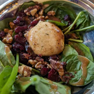 Goat cheese salad