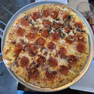 14&quot; BYO Pizza