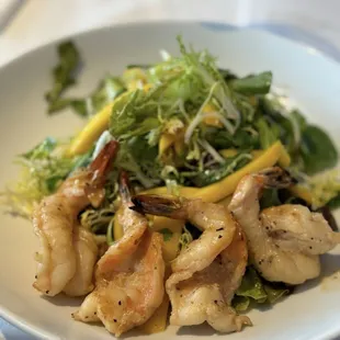 Grilled Prawns Mango Salad