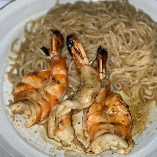 An's Famous Garlic Noodles With Colossal Tiger Prawns