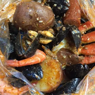 oysters and mussels, shellfish, oysters, mussels, food