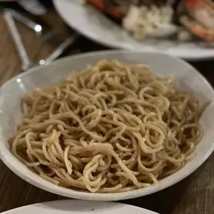 Garlic noodles
