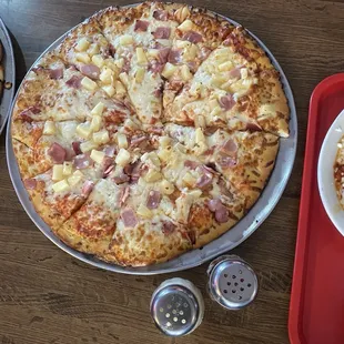Hawaiian Pizza