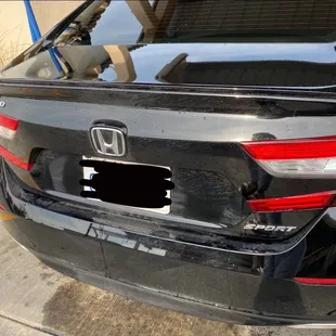 Dirt leftover and streams from brushes.