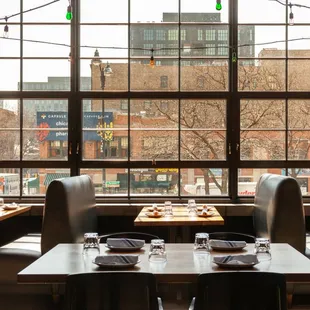 interior, ramen and noodles