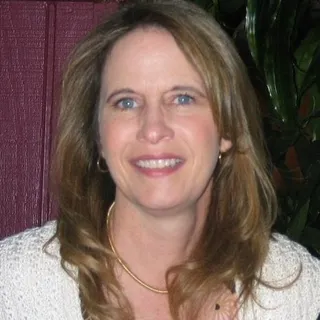 Lisa R.
