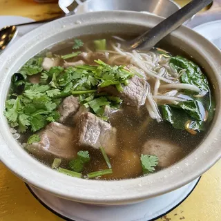 Nuea Toon - Beef Noodle Soup