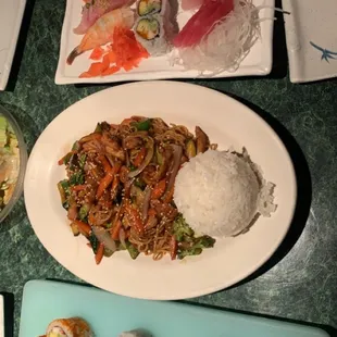 Sushi &amp; Sashimi, Chicken Yakisoba, 3 Roll Combo